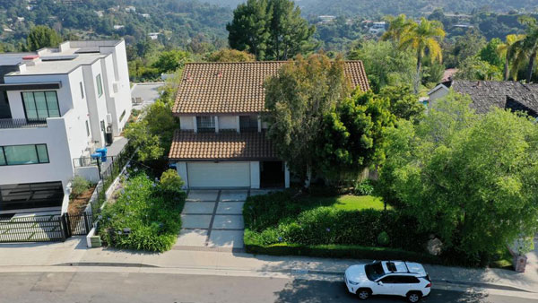 3143 Hutton Dr